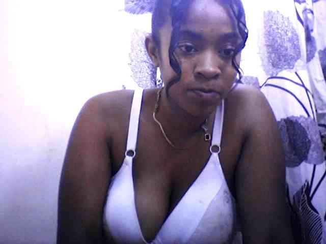 silviaLaBombe webcam