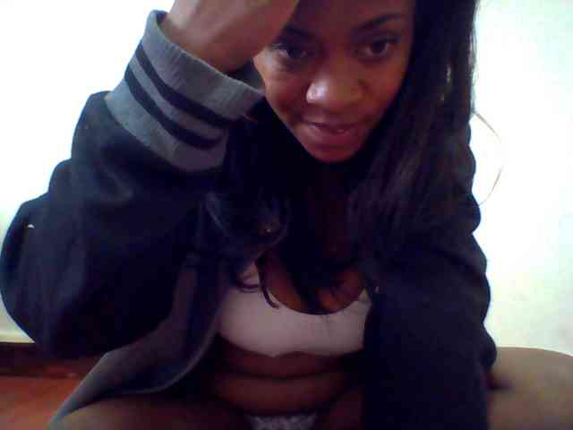 adult camming SilviaLaBombe