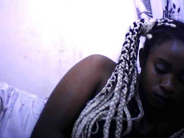 silviaLaBombe webcam