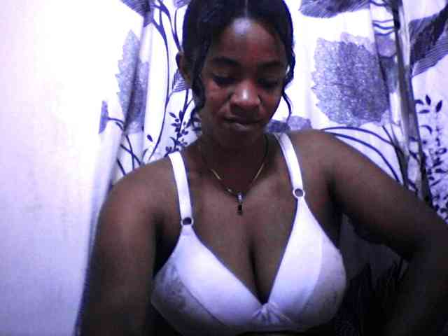 silviaLaBombe silviaLaBombe