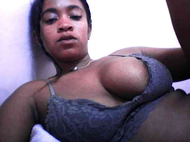 silviaLaBombe webcam