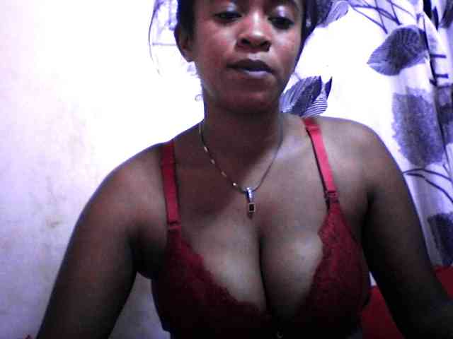 silviaLaBombe webcam