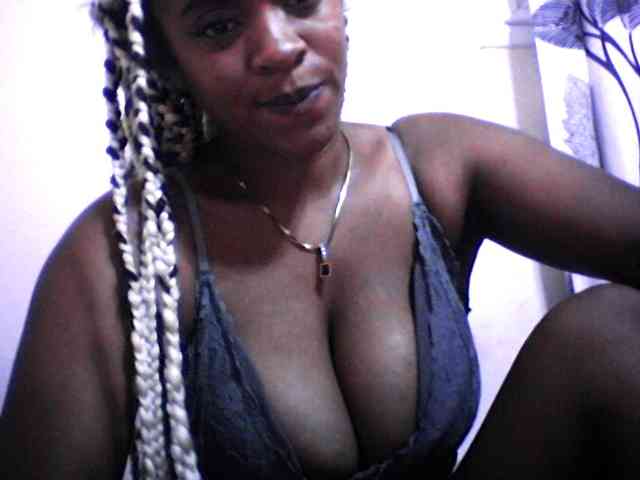 silviaLaBombe webcam