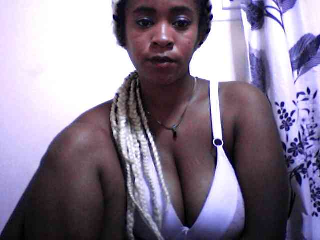 silviaLaBombe webcam