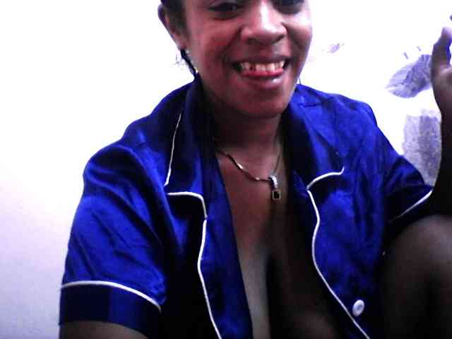 silviaLaBombe webcam