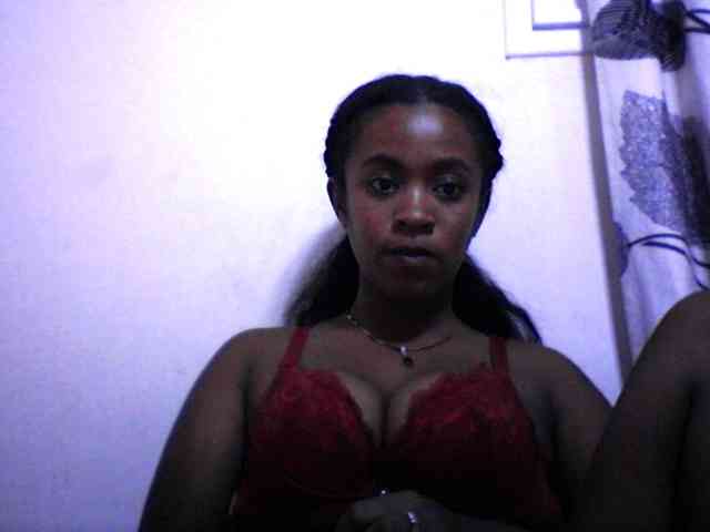 silviaLaBombe webcam
