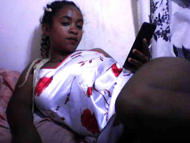 silviaLaBombe webcam