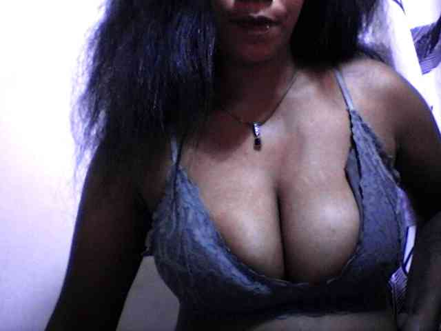 silviaLaBombe webcam