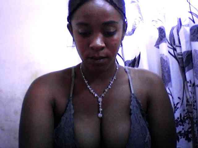 silviaLaBombe webcam