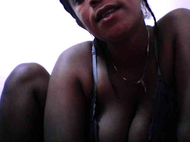 silviaLaBombe webcam