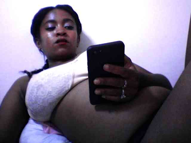 silviaLaBombe webcam