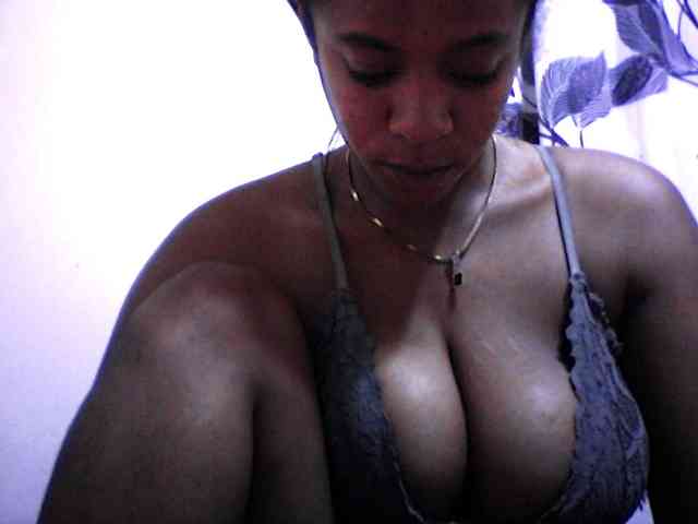 silviaLaBombe webcam