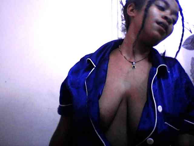 silviaLaBombe webcam