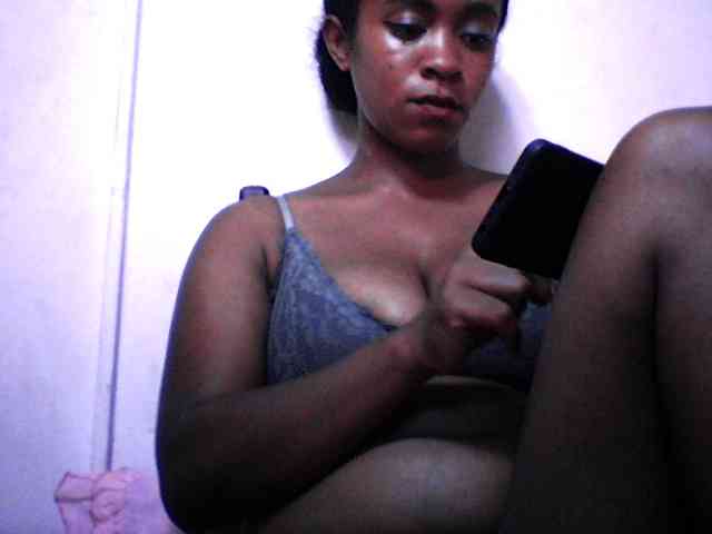 silviaLaBombe webcam