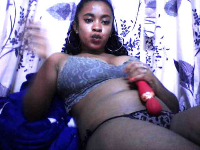 silviaLaBombe webcam