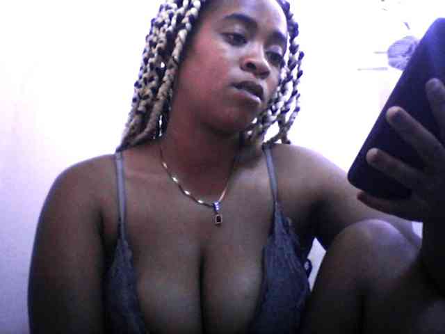 silviaLaBombe webcam