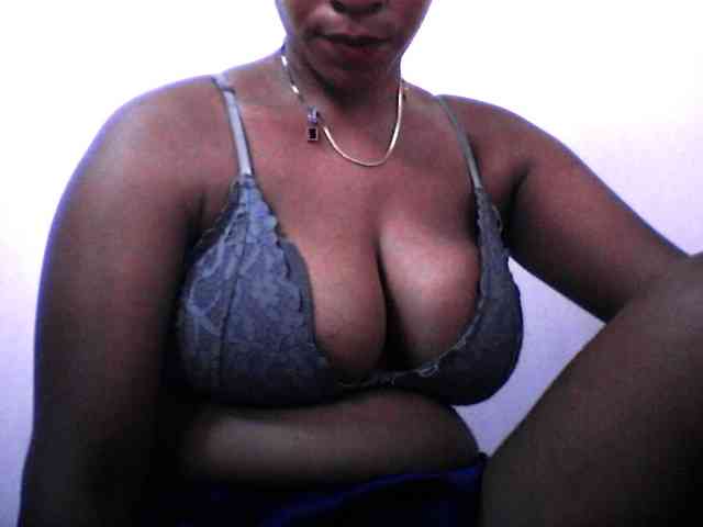 silviaLaBombe webcam