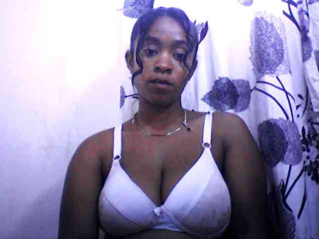 silviaLaBombe webcam