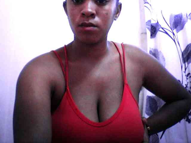 silviaLaBombe webcam