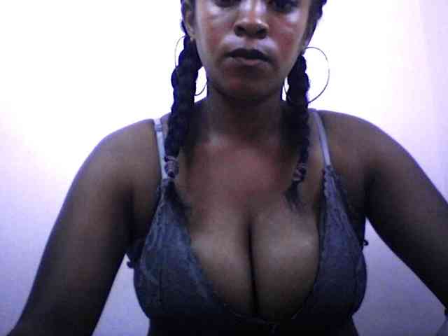 silviaLaBombe webcam