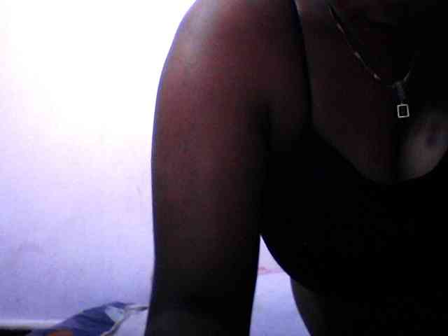 silviaLaBombe webcam