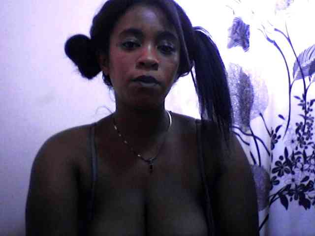 silviaLaBombe webcam