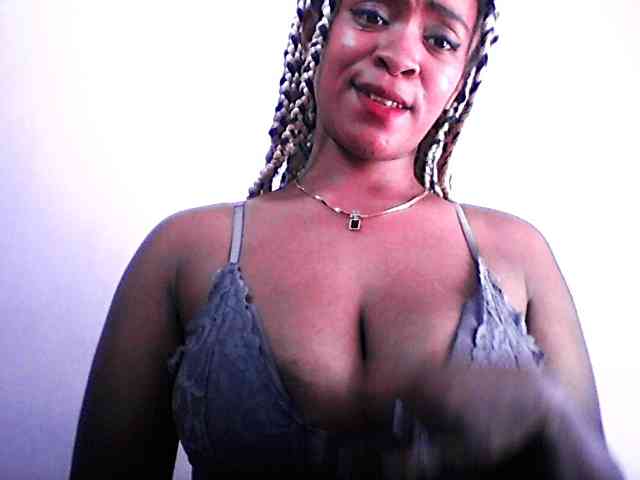 silviaLaBombe webcam