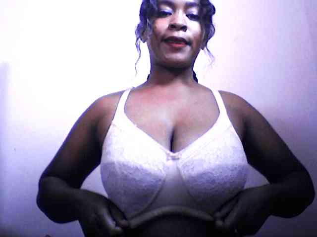 silviaLaBombe webcam