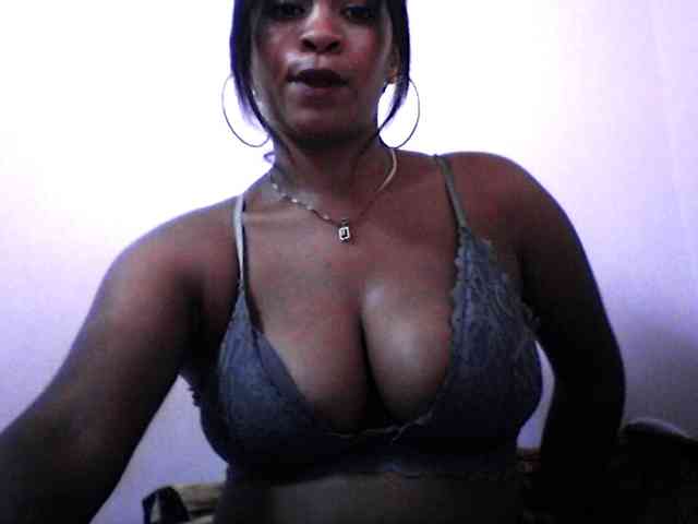 silviaLaBombe webcam