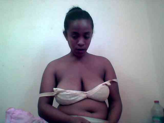 silviaLaBombe webcam