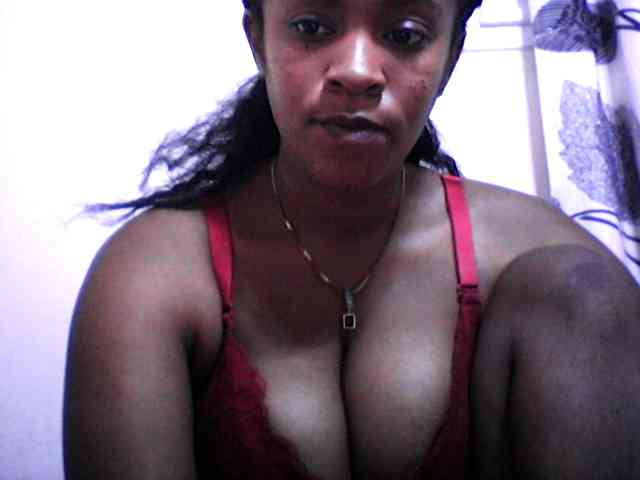 silviaLaBombe webcam