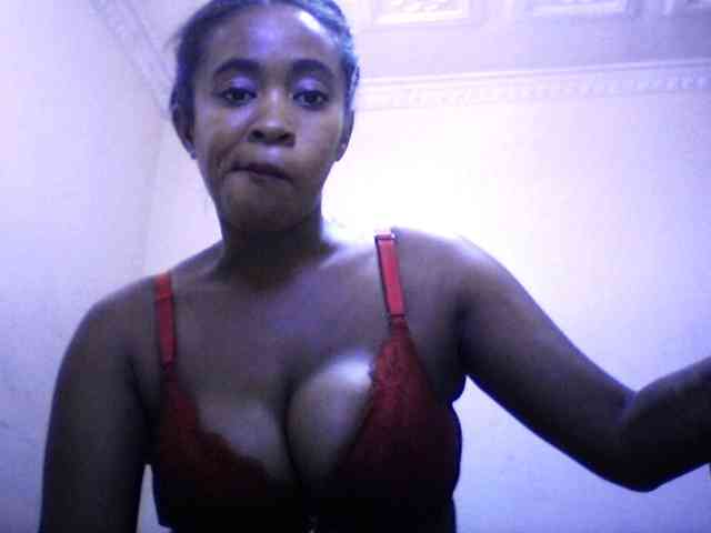 silviaLaBombe webcam