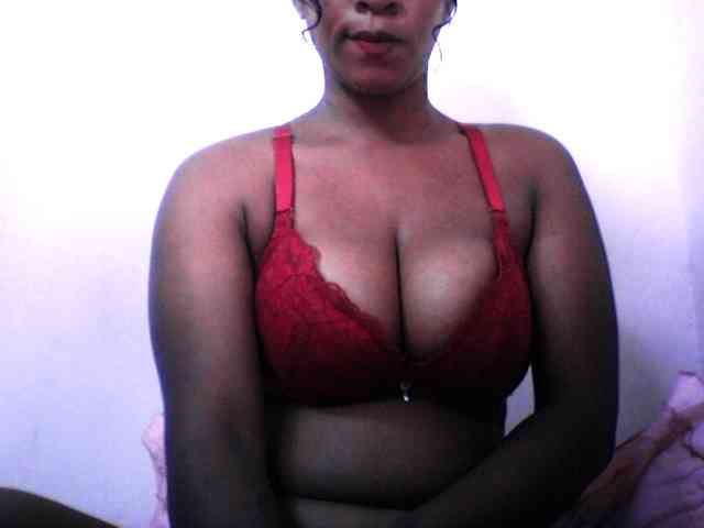 silviaLaBombe silviaLaBombe