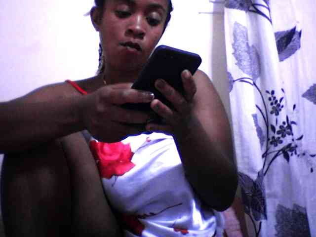 silviaLaBombe webcam