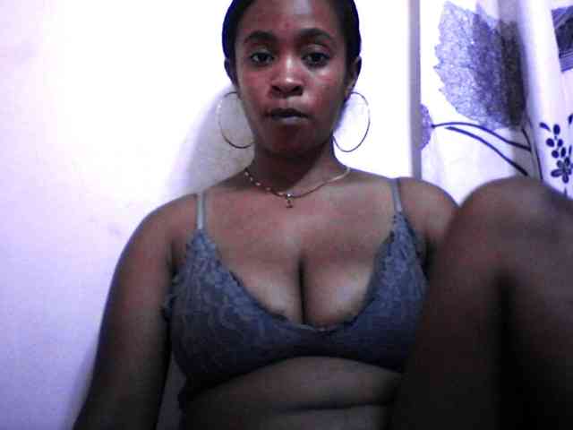 silviaLaBombe webcam