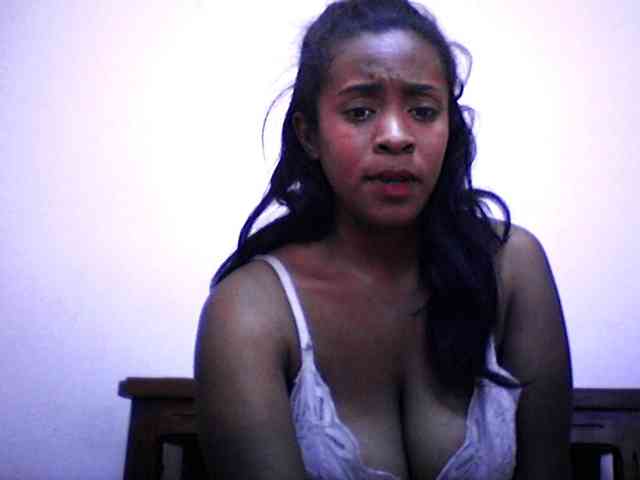 silviaLaBombe webcam