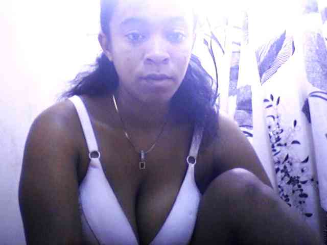 silviaLaBombe webcam