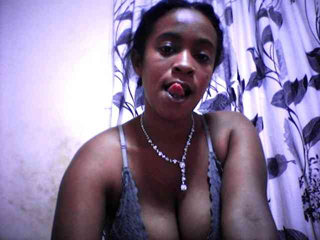 silviaLaBombe webcam