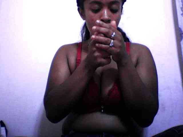 silviaLaBombe webcam