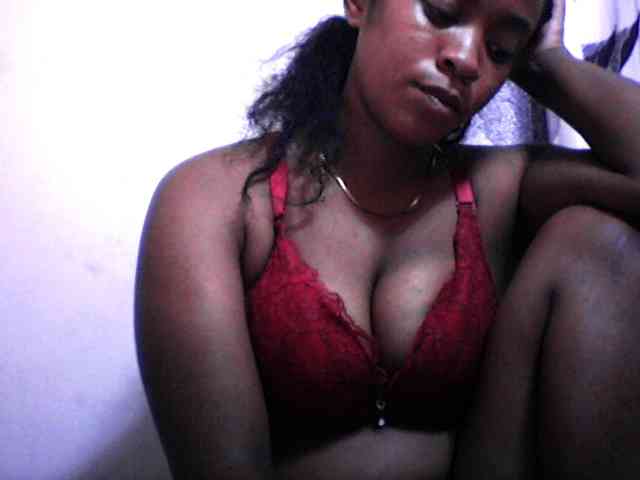 silviaLaBombe webcam