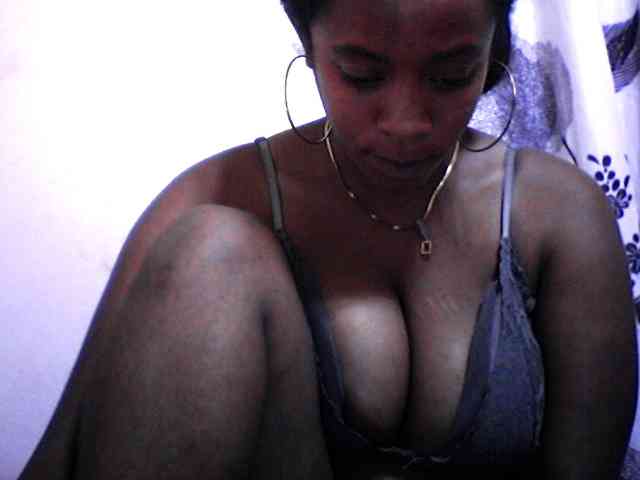 silviaLaBombe webcam