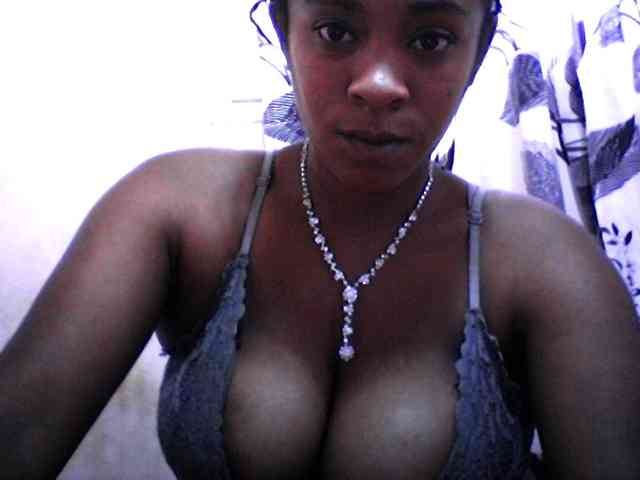 silviaLaBombe webcam