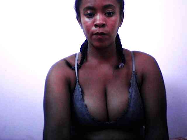 silviaLaBombe webcam