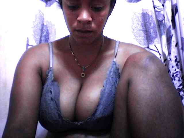 silviaLaBombe webcam