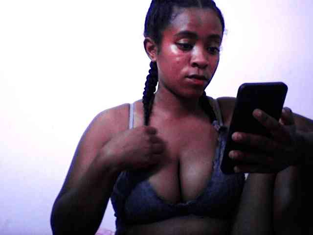 silviaLaBombe webcam