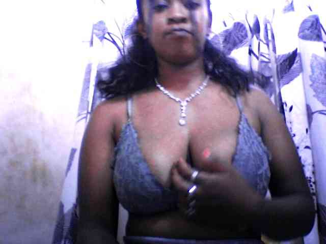 silviaLaBombe webcam