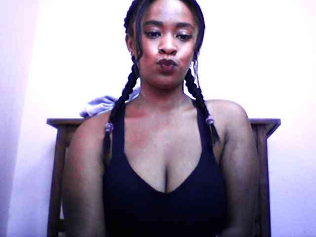 silviaLaBombe webcam
