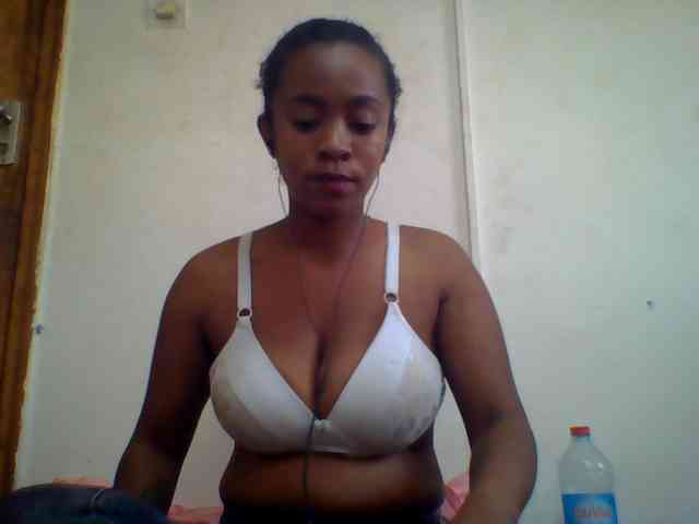 silviaLaBombe webcam