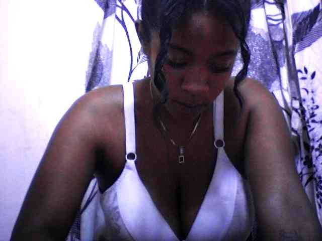 silviaLaBombe silviaLaBombe