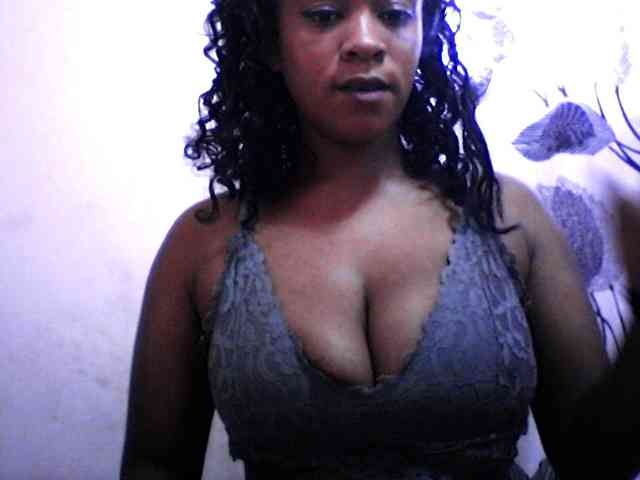 silviaLaBombe webcam